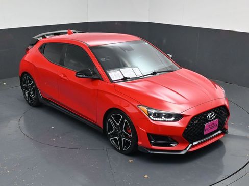 Used 2022 Hyundai Veloster N image 14