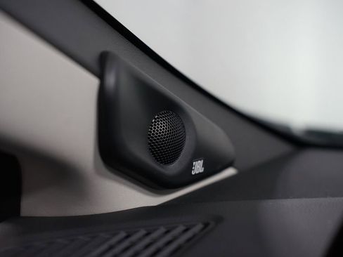 New 2026 Toyota Prius Plug-In Hybrid image 27