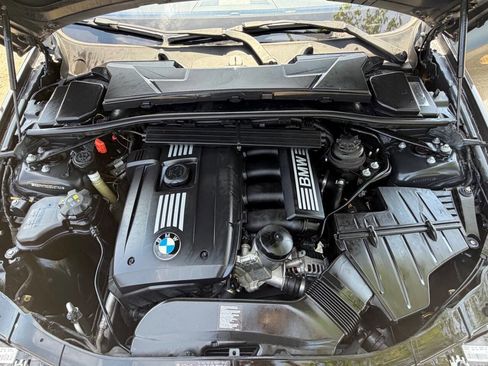 Used 2011 BMW 328i xDrive Sedan image 9
