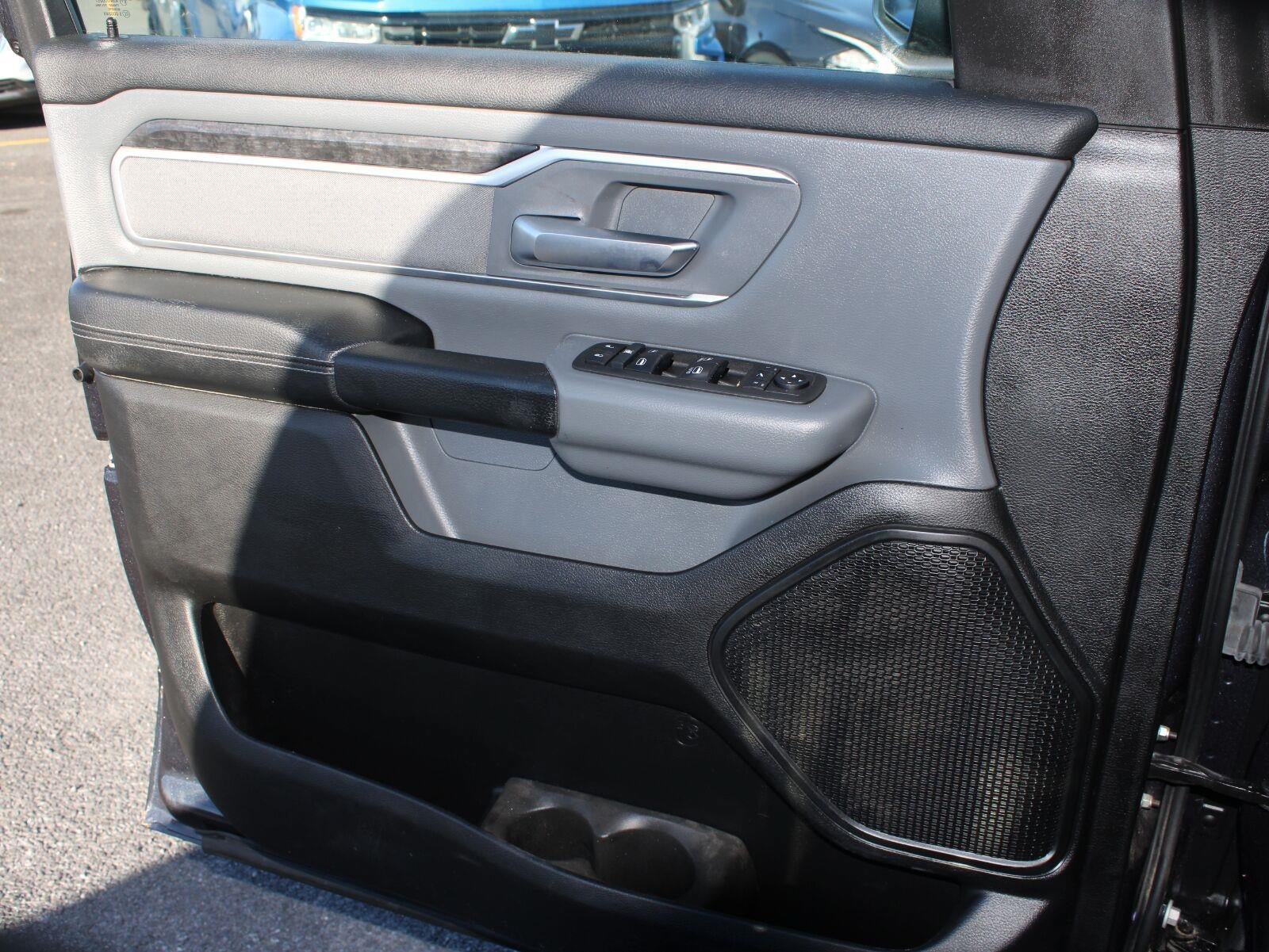 Used 2021 RAM 1500 Big Horn AWD/4WD image 8