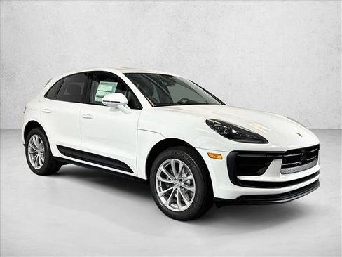 New 2026 Porsche Macan AWD/4WD image 7