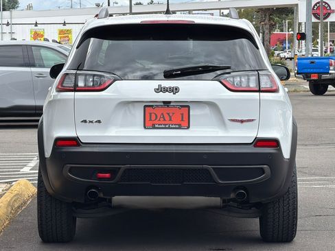 Used 2020 Jeep Cherokee Trailhawk AWD/4WD image 6