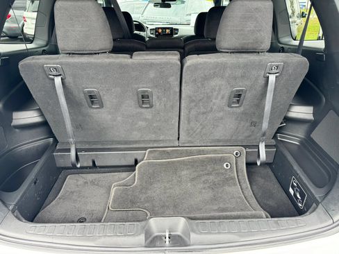 Used 2022 Honda Pilot Sport image 41