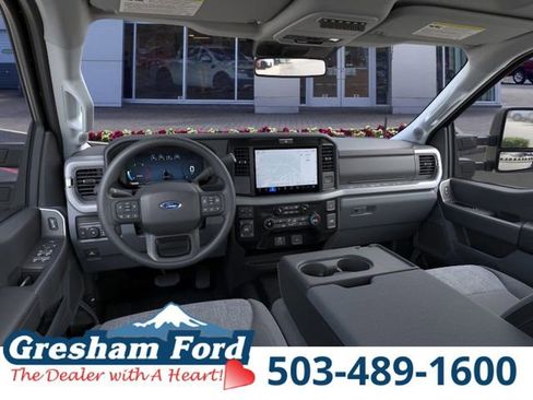 New 2026 Ford F350 XLT w/ XLT Premium Package AWD/4WD image 10