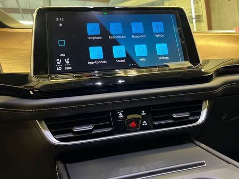 New 2026 Volkswagen Atlas SE FWD image 16