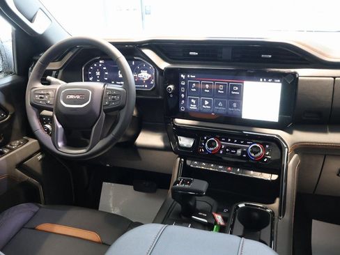 New 2026 GMC Sierra 1500 AT4 w/ AT4 Premium Package AWD/4WD image 33