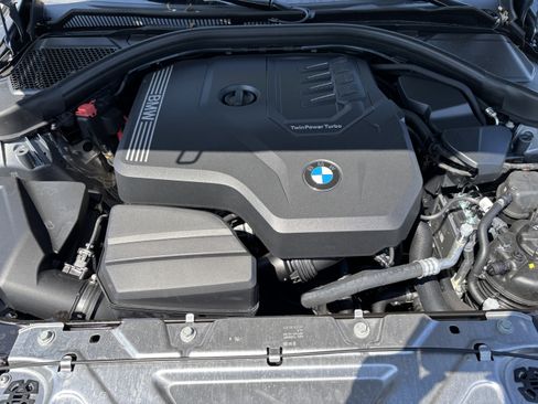 Used 2025 BMW 230i Coupe w/ Premium Package image 36