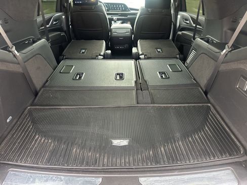 Used 2024 Cadillac Escalade Premium Luxury Platinum AWD/4WD image 42