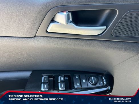 Used 2022 Kia Sportage SX AWD/4WD image 25