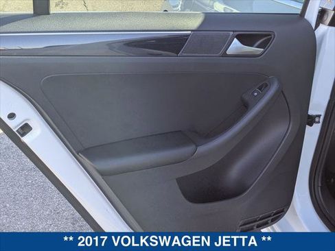Used 2017 Volkswagen Jetta SEL image 19
