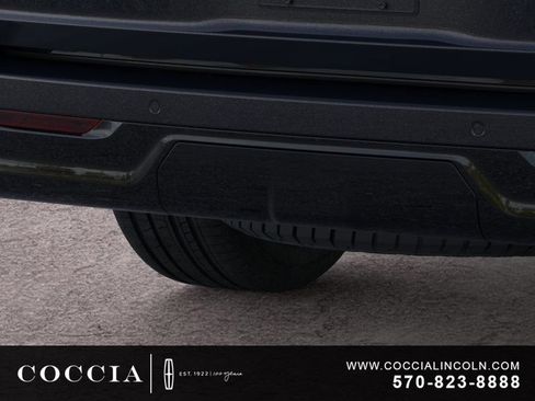 New 2026 Lincoln Navigator Premiere AWD/4WD image 23