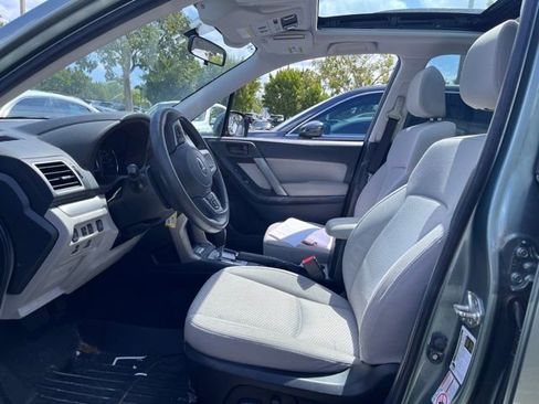 Used 2018 Subaru Forester 2.5i Premium image 5