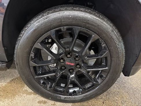 New 2026 GMC Yukon XL Elevation AWD/4WD image 9