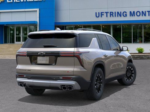 New 2026 Chevrolet Traverse Z71 w/ Driver Confidence Package AWD/4WD image 4