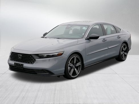 Certified 2023 Honda Accord Sport image 3