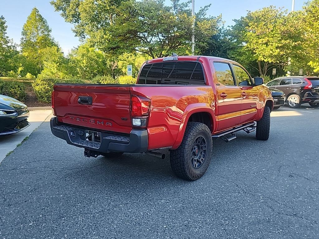 Used 2021 Toyota Tacoma SR5 RWD image 2