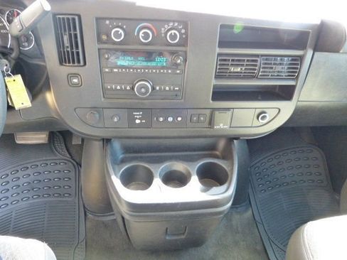 Used 2019 Chevrolet Express 3500 LT w/ LT Preferred Equipment Group RWD image 34
