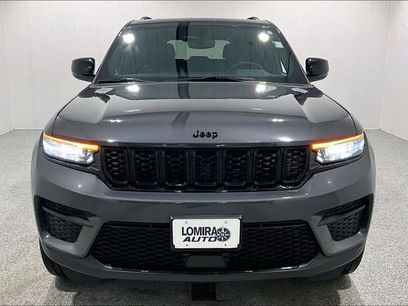 Used 2024 Jeep Grand Cherokee Altitude