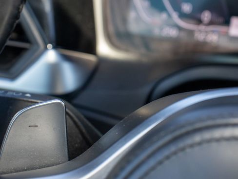 Used 2022 BMW 430i Coupe w/ M Sport Package image 26