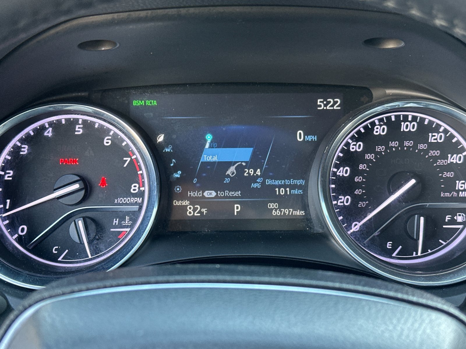Used 2019 Toyota Camry XLE w/ 4 Season Floor Mat Package FWD image 23