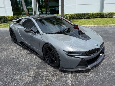 Used 2015 BMW i8 AWD/4WD image 5