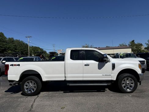 Used 2017 Ford F250 Lariat w/ Chrome Package AWD/4WD image 16