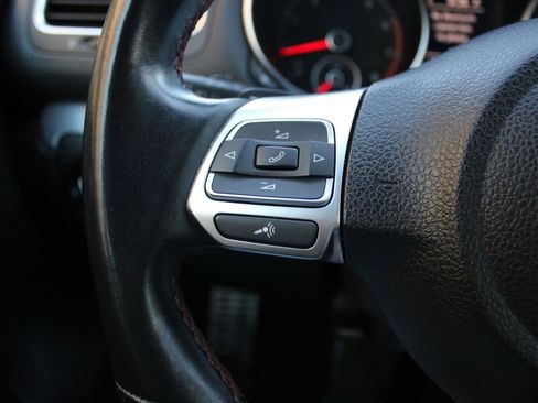 Used 2012 Volkswagen GTI 4-Door image 10