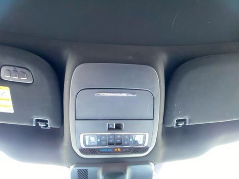 Used 2021 Ford F150 Platinum image 27