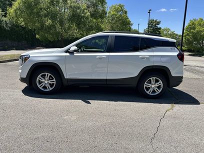 Used 2024 GMC Terrain SLE w/ Driver Convenience Package