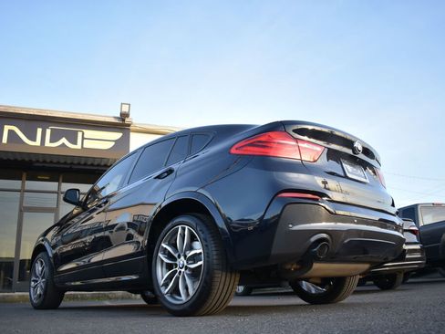 Used 2018 BMW X4 M40i image 7