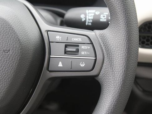 New 2026 Honda HR-V LX image 26