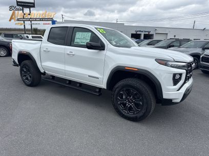 New 2025 GMC Canyon Elevation w/ Convenience Package