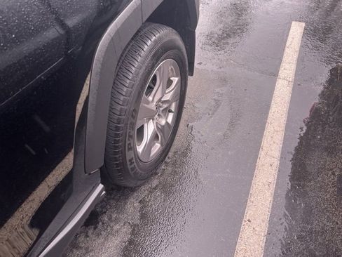 Certified 2025 Toyota RAV4 XLE image 7