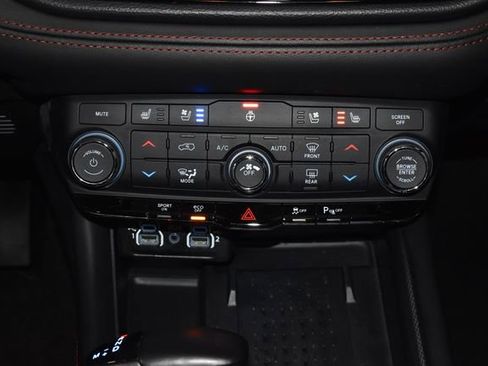 Used 2025 Dodge Durango R/T image 20