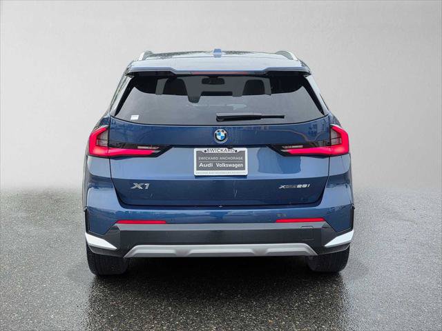 Used 2025 BMW X1 xDrive28i w/ Convenience Package AWD/4WD image 4
