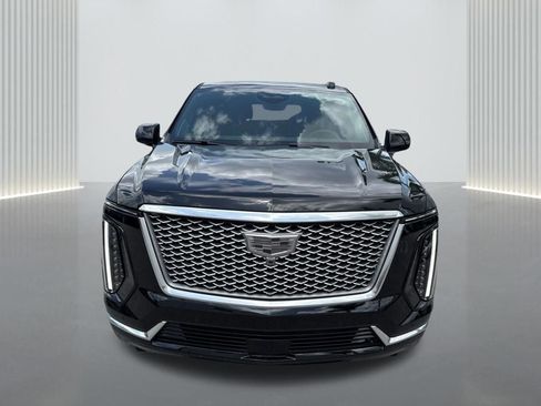 New 2026 Cadillac Escalade Luxury w/ LPO, Radiant Package AWD/4WD image 2
