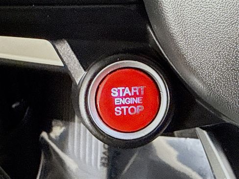 Used 2021 Alfa Romeo Stelvio Ti w/ Nero Edizione image 21