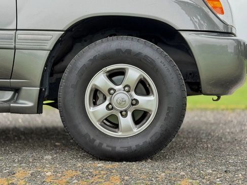 Used 2000 Toyota Land Cruiser AWD/4WD image 37