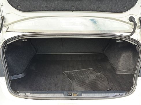 Used 2015 Subaru Legacy 2.5i Premium AWD/4WD image 26