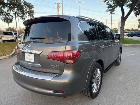 Used 2016 INFINITI QX80 Luxe w/ 22" Wheel Package image 5