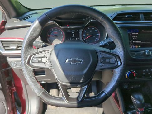 Used 2022 Chevrolet TrailBlazer RS AWD/4WD image 11