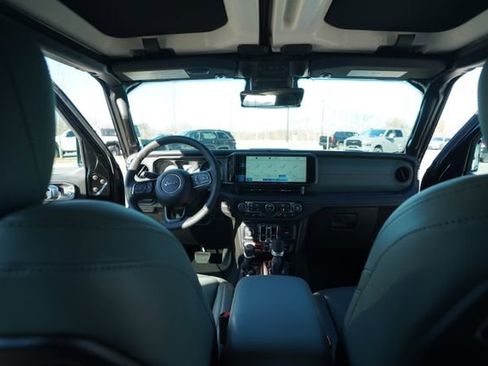 New 2026 Jeep Gladiator Mojave image 22