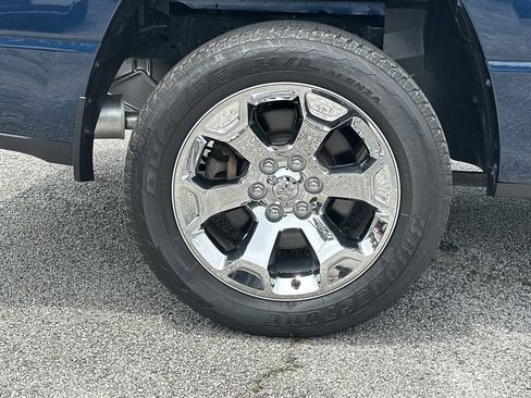 Used 2022 RAM 1500 Big Horn AWD/4WD image 18