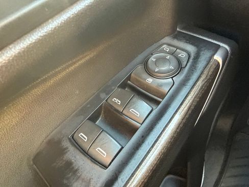 Used 2019 Chevrolet Silverado 1500 LT w/ All-Star Edition AWD/4WD image 29
