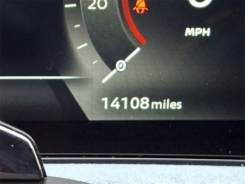 Used 2024 Nissan Ariya AWD image 22