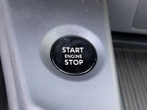 New 2026 Nissan Sentra SR FWD image 15