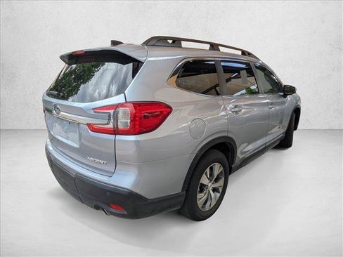 Used 2025 Subaru Ascent Premium AWD/4WD image 5