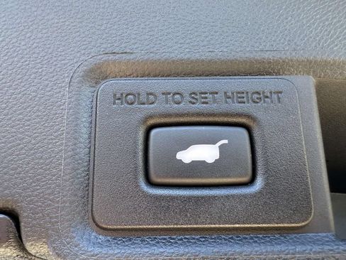 Used 2023 Acura RDX AWD w/ Technology Package image 11