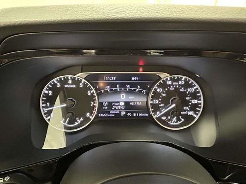 Used 2025 Nissan Pathfinder SL w/ SL Premium Package image 23