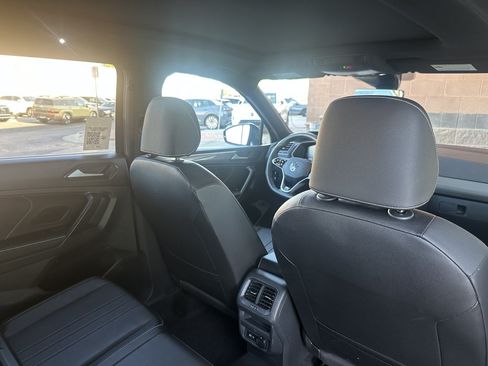 Used 2024 Volkswagen Tiguan SE R-Line FWD image 45